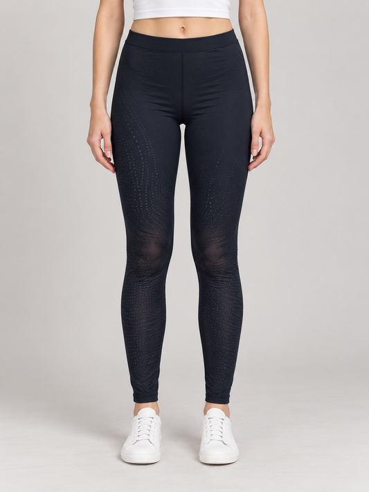 OYSHO Leggings Neri Tecnici con Dettagli Tono su Tono