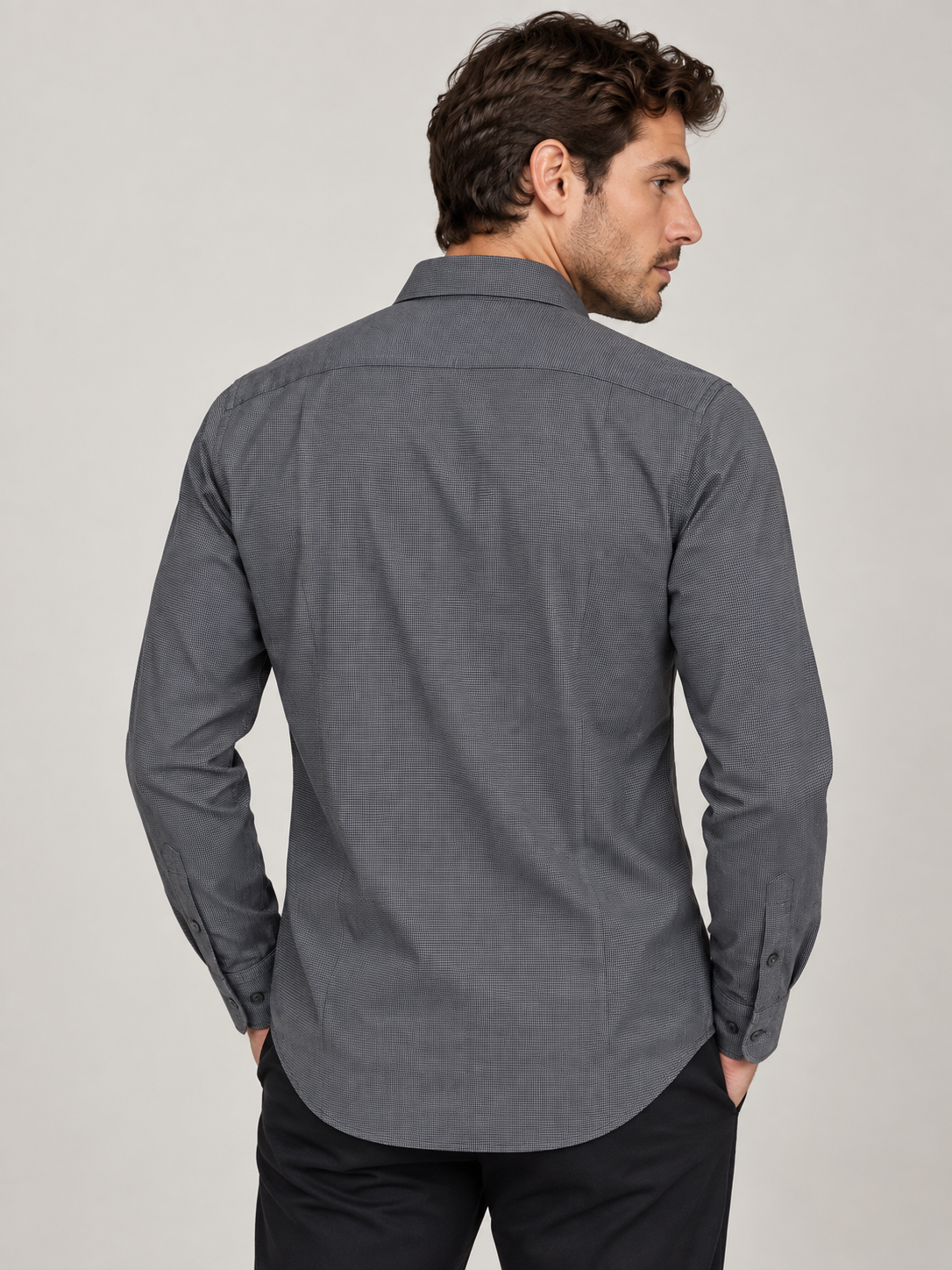 Camicia slim fit grigio antracite con micro motivo
