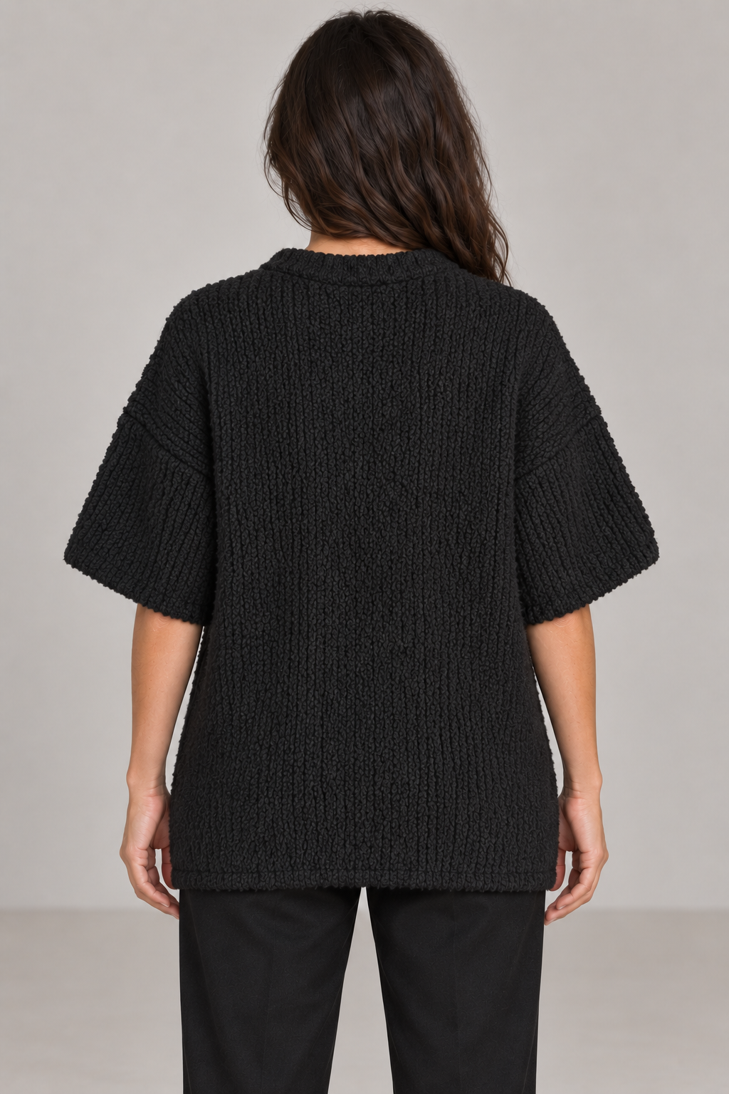 Maglione nero oversize a maglia grossa